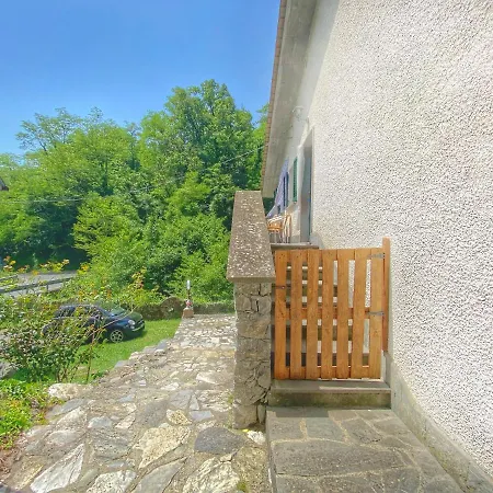 Con Bosco Giardino E Ruscello Ad Uso Esclusivo Apartament Borzonasca