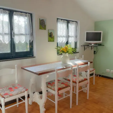 Con Bosco Giardino E Ruscello Ad Uso Esclusivo * Borzonasca